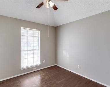 1633 San Francisco Street - Photo Thumbnail 20