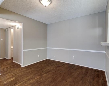 1633 San Francisco Street - Photo Thumbnail 9