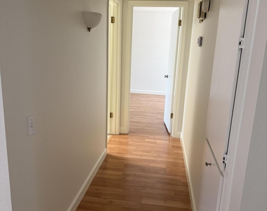 10833 W Santa Fe Drive - Photo Thumbnail 11