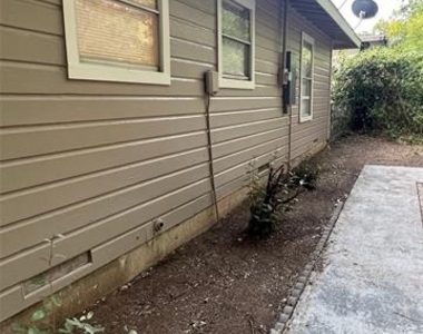 1234 S Brazos Street - Photo Thumbnail 9