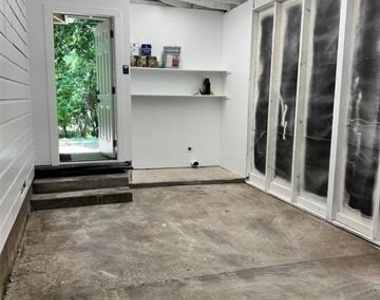 1234 S Brazos Street - Photo Thumbnail 12