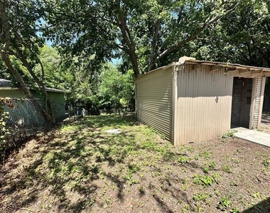 1234 S Brazos Street - Photo Thumbnail 14