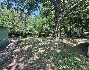 1234 S Brazos Street - Photo Thumbnail 15