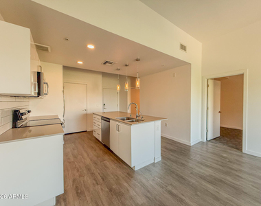 1130 N 2nd Street - Photo Thumbnail 3