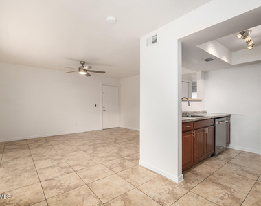 616 S Hardy Drive - Photo Thumbnail 3