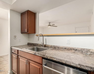 616 S Hardy Drive - Photo Thumbnail 8