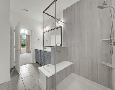 2717 Garden Gate Lane - Photo Thumbnail 16