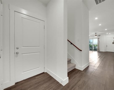 2717 Garden Gate Lane - Photo Thumbnail 21