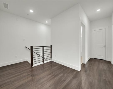 2717 Garden Gate Lane - Photo Thumbnail 22