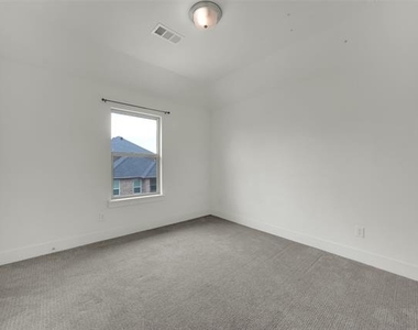 2717 Garden Gate Lane - Photo Thumbnail 23