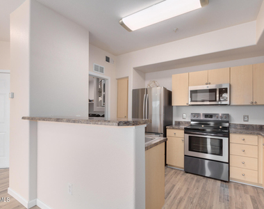 18416 N Cave Creek Road - Photo Thumbnail 7