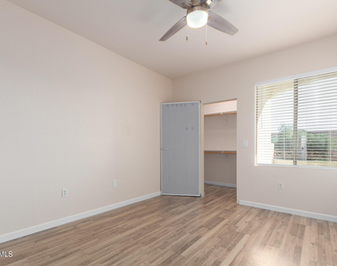 18416 N Cave Creek Road - Photo Thumbnail 12