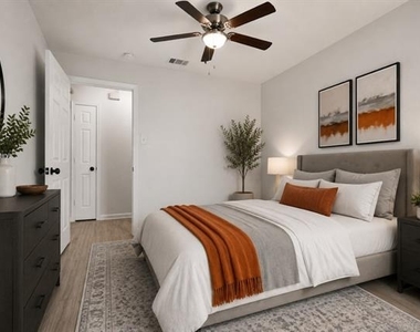 1417 Stillmeadow Drive - Photo Thumbnail 7