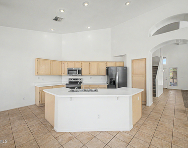 4432 E Meadow Drive - Photo Thumbnail 13