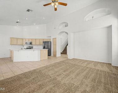 4432 E Meadow Drive - Photo Thumbnail 9