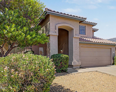 4432 E Meadow Drive - Photo Thumbnail 3