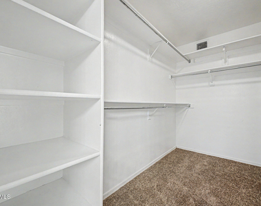 4432 E Meadow Drive - Photo Thumbnail 22