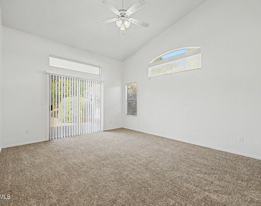 4432 E Meadow Drive - Photo Thumbnail 17