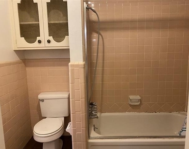 3341 S 27th Street - Photo Thumbnail 7