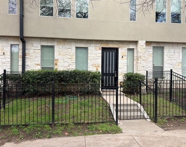 1600 N Haskell Avenue - Photo Thumbnail 1