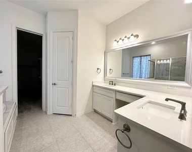 2821 Adon Springs Lane - Photo Thumbnail 19