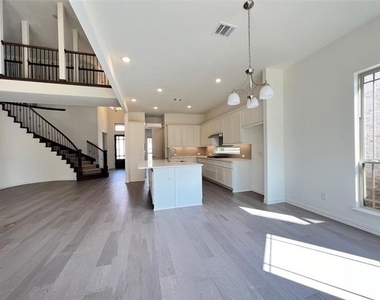 2821 Adon Springs Lane - Photo Thumbnail 8