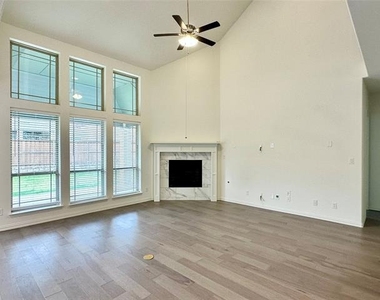 2821 Adon Springs Lane - Photo Thumbnail 9