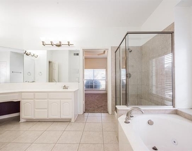 5997 Coral Ridge Court - Photo Thumbnail 23