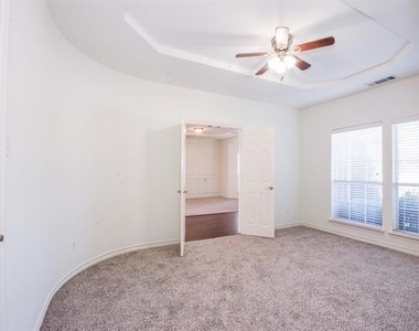 5997 Coral Ridge Court - Photo Thumbnail 6
