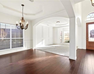 5997 Coral Ridge Court - Photo Thumbnail 2