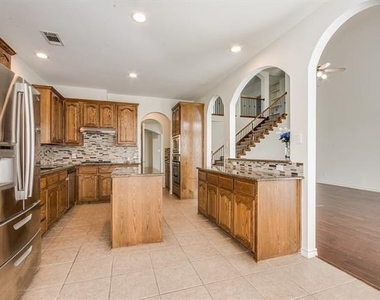 5997 Coral Ridge Court - Photo Thumbnail 14