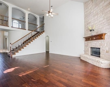 5997 Coral Ridge Court - Photo Thumbnail 10