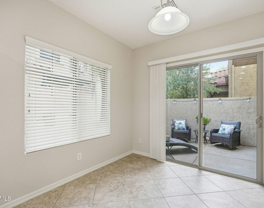 3640 W Muirfield Court - Photo Thumbnail 14