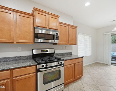 3640 W Muirfield Court - Photo Thumbnail 11