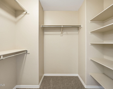 3640 W Muirfield Court - Photo Thumbnail 23