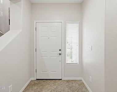 3640 W Muirfield Court - Photo Thumbnail 3