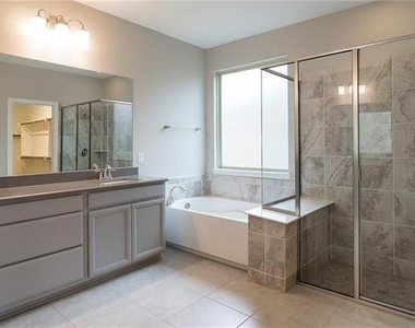 14946 Rosario Road - Photo Thumbnail 15