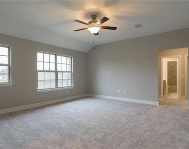 14946 Rosario Road - Photo Thumbnail 12