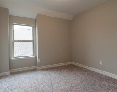 14946 Rosario Road - Photo Thumbnail 21