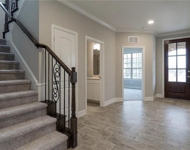 14946 Rosario Road - Photo Thumbnail 2