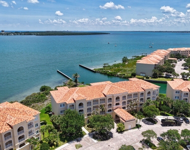 26 Harbour Isle Drive W - Photo Thumbnail 10