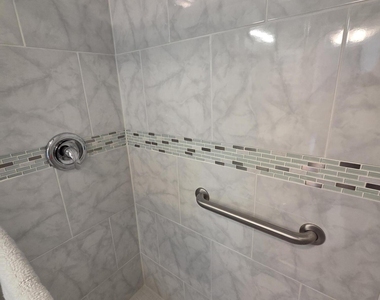 1225 Carlton Court - Photo Thumbnail 6