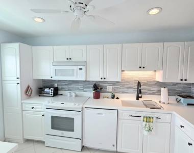 1225 Carlton Court - Photo Thumbnail 10