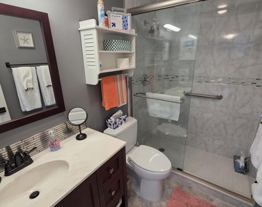 1225 Carlton Court - Photo Thumbnail 5