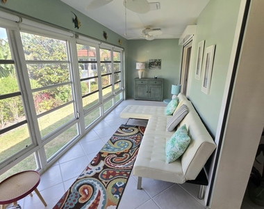 1225 Carlton Court - Photo Thumbnail 2