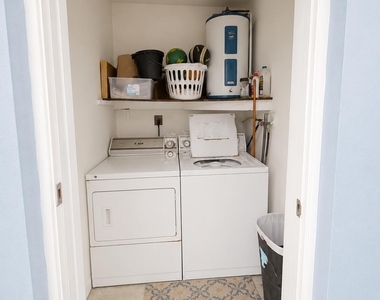 824 Ne 16th Street - Photo Thumbnail 10