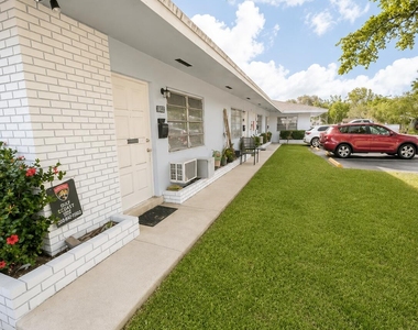 824 Ne 16th Street - Photo Thumbnail 7