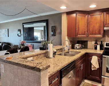6000 N Ocean Boulevard - Photo Thumbnail 2