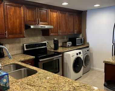 6000 N Ocean Boulevard - Photo Thumbnail 14