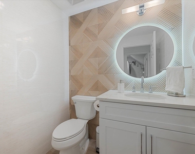 4145 Bahia Isle Circle - Photo Thumbnail 32